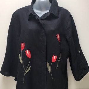Sag Harbor Linen blouse size XL Black embroidered red tulips